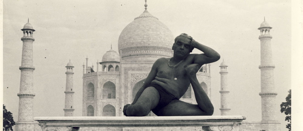 Image B.K.S. Iyengar Taj Mahal